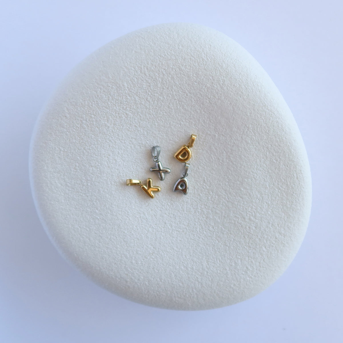Buchstaben Charm/Anhänger