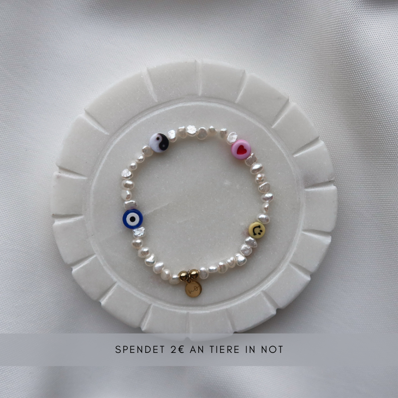 Buntes Armband mit Süßwasserperlen