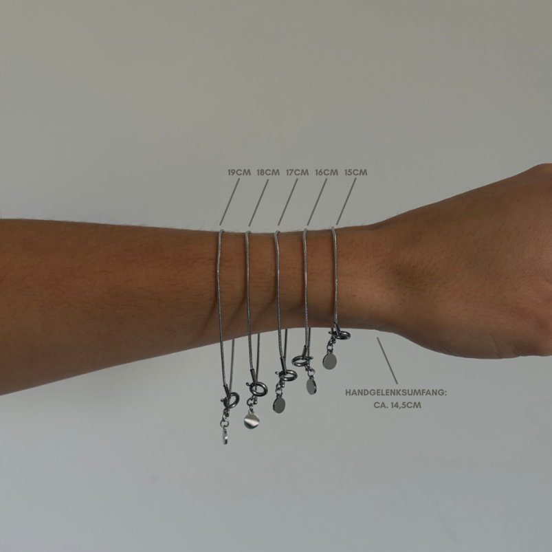Charm Armband